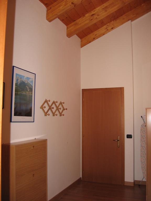 Appartamenti Arcobaleno Molveno Habitación foto